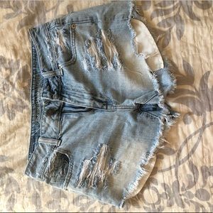 American Eagle festival Shorts